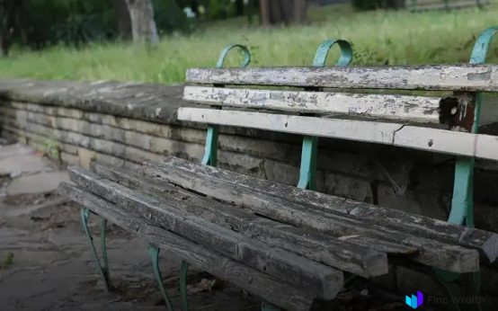 Fixing Scratches and Dents in Wooden Furniture: Easy Tips